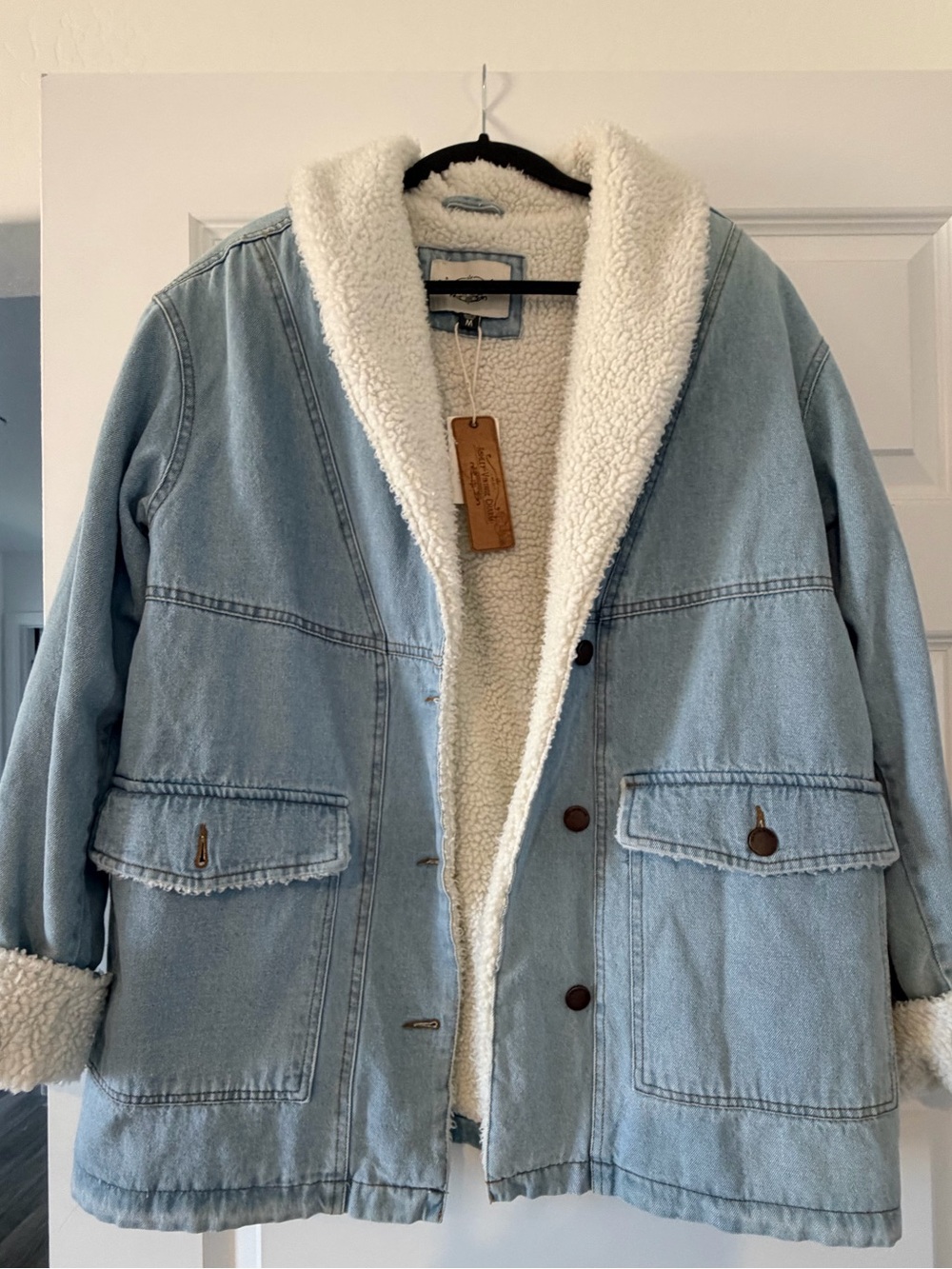 Ashley By 26 International Light Blue Denim Jacket with White Sherpa Lining - Picture 3 of 6